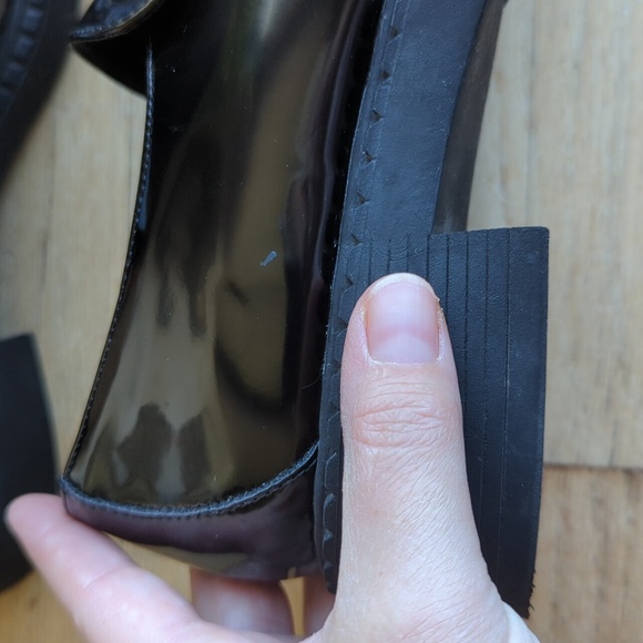 Madden Girl Size 8 Shiny Black Loafers - Picture 9 of 11